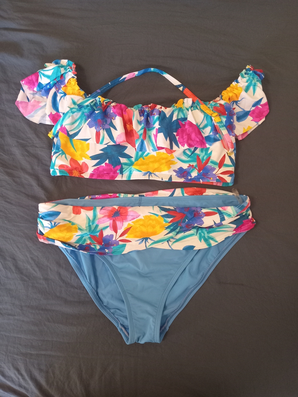 Floral Off-Shoulder Bikini Set in Blue and Multi - Picture 7 of 13